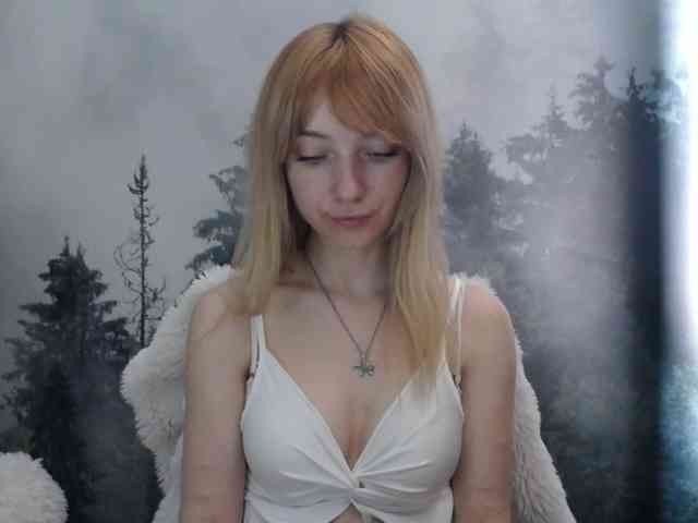 LuciaLovely webcam