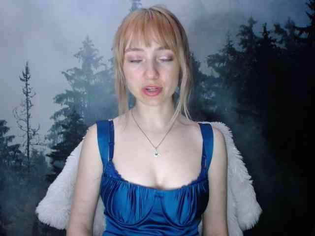 LuciaLovely webcam