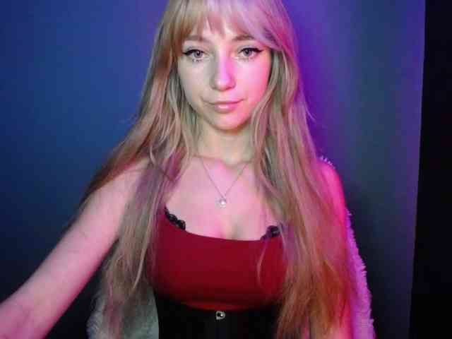 LuciaLovely webcam