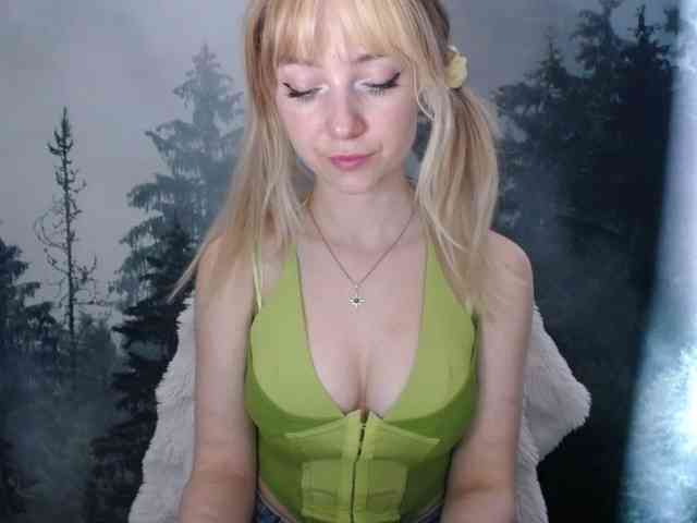 LuciaLovely webcam