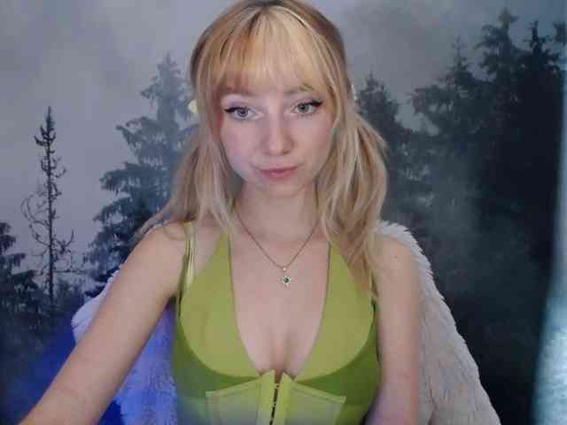 LuciaLovely webcam