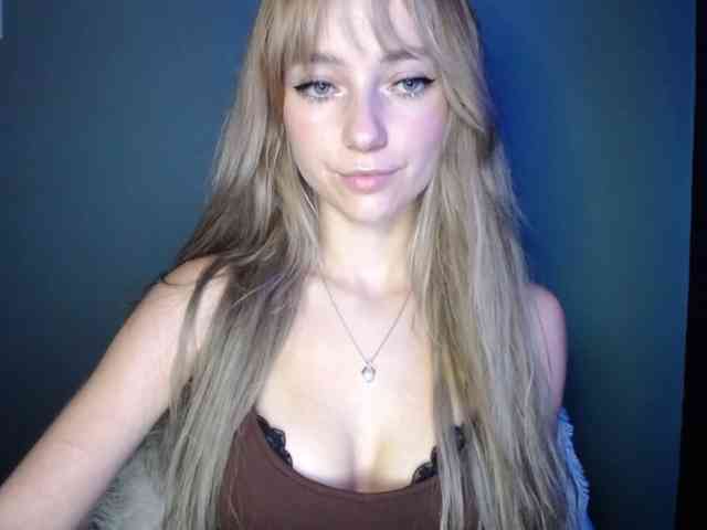 LuciaLovely webcam