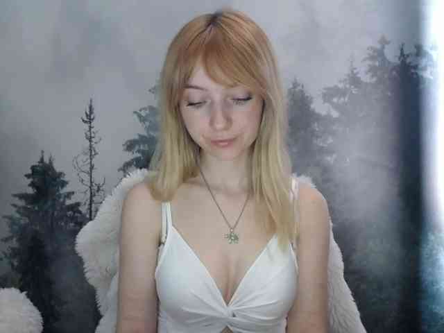 LuciaLovely webcam