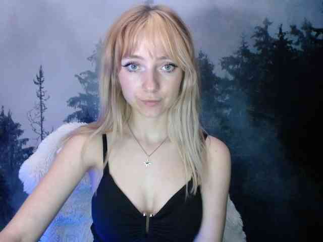 LuciaLovely webcam