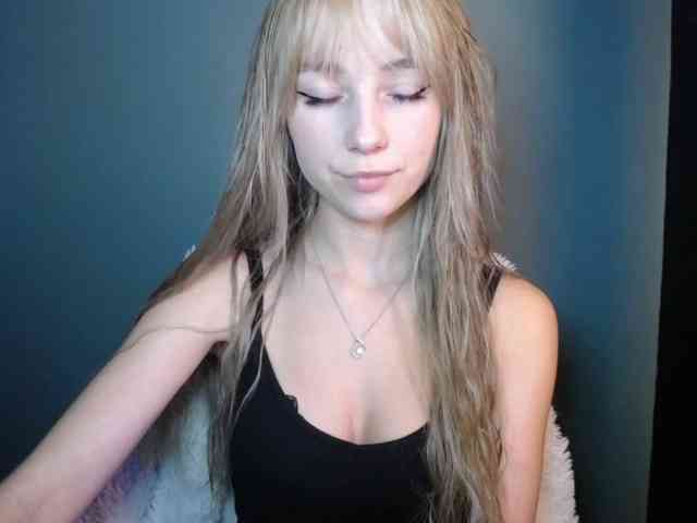 LuciaLovely webcam
