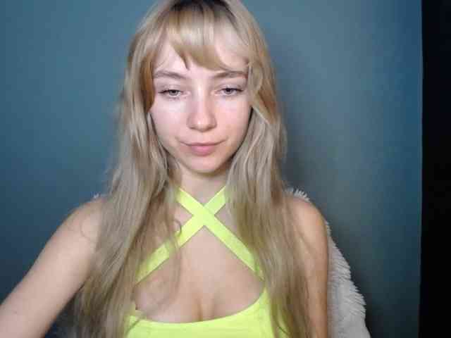 LuciaLovely webcam