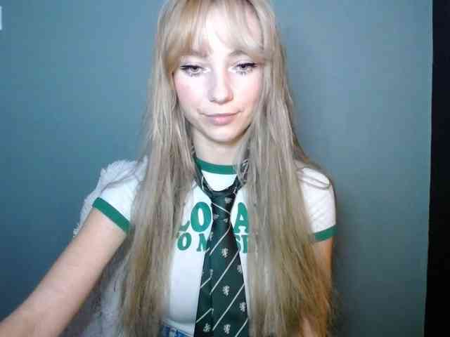 LuciaLovely webcam