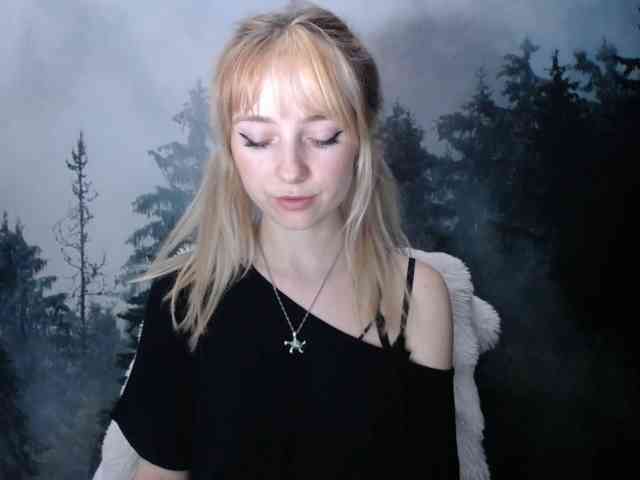 LuciaLovely webcam