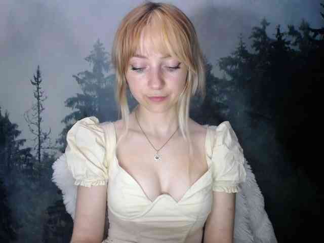 LuciaLovely webcam