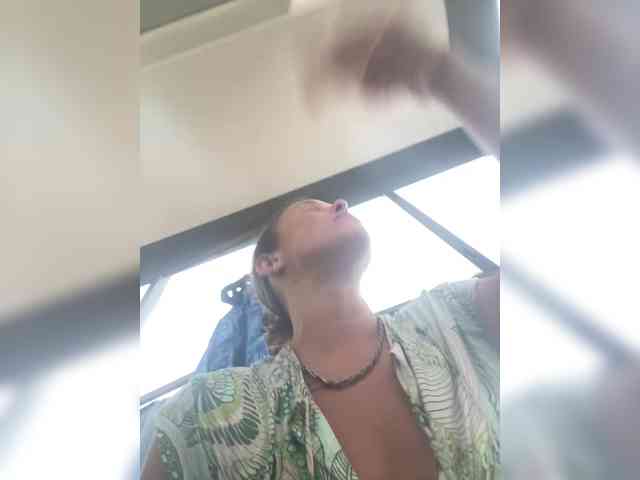 Lolipops69 webcam