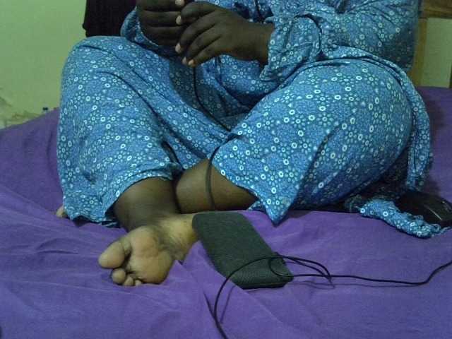 AfricanBBw on BongaCams