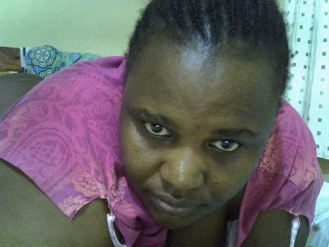 AfricanBBw webcam bongacams model stream image