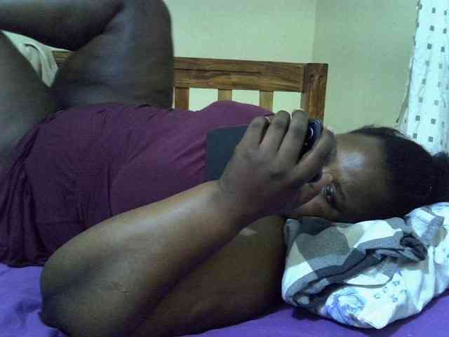 AfricanBBw webcam