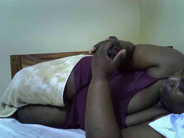 AfricanBBw webcam