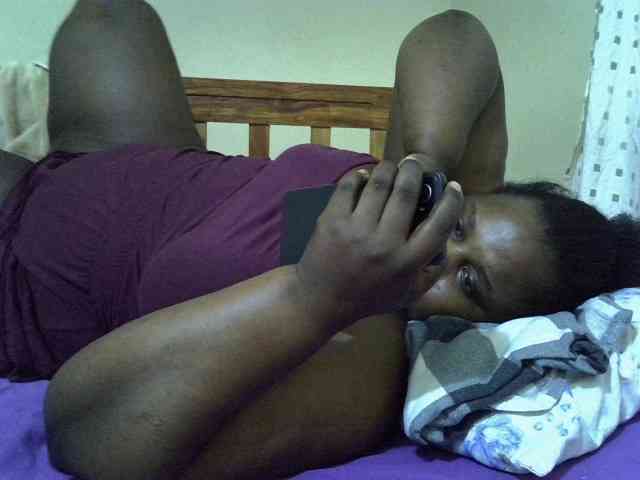 AfricanBBw webcam