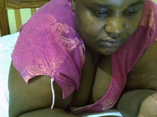 AfricanBBw webcam