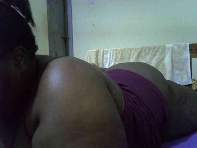 AfricanBBw webcam