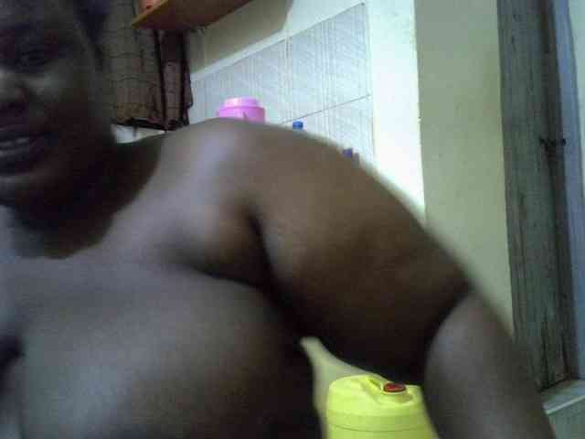 AfricanBBw webcam