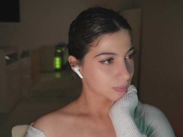 -catt-'s BongaCams show and profile