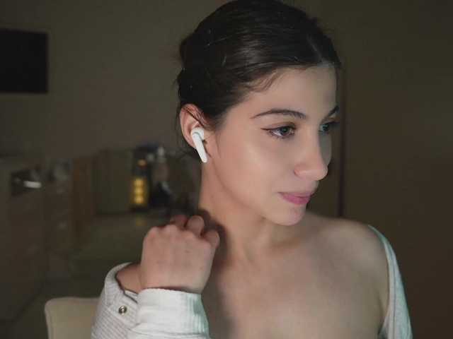 -catt-'s BongaCams show and profile