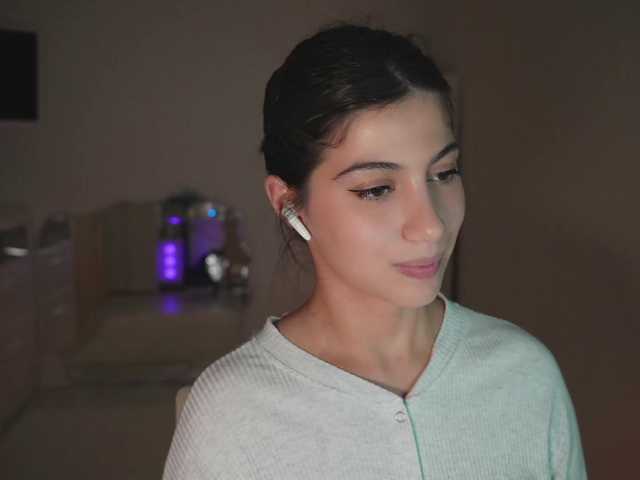 -catt-'s BongaCams show and profile