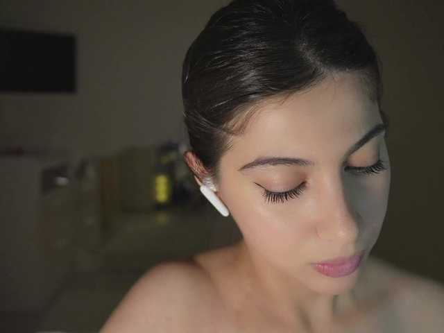 -catt-'s BongaCams show and profile