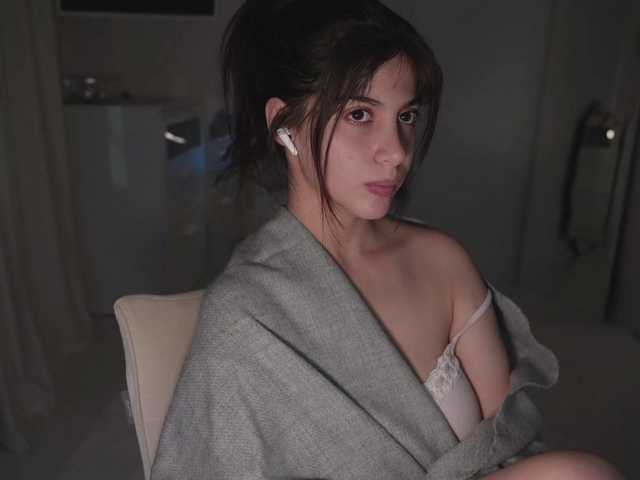 -catt-'s BongaCams show and profile
