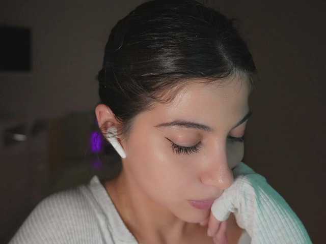 -catt-'s BongaCams show and profile