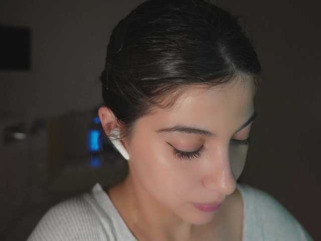 -catt-'s BongaCams show and profile