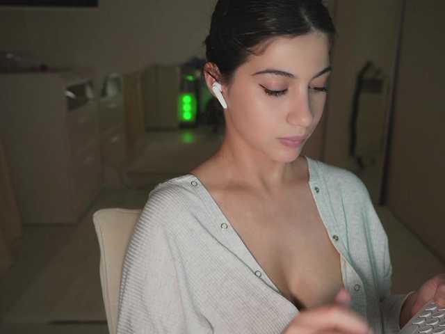 -catt-'s BongaCams show and profile