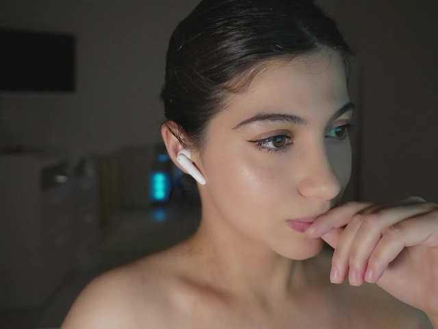 -catt-'s BongaCams show and profile