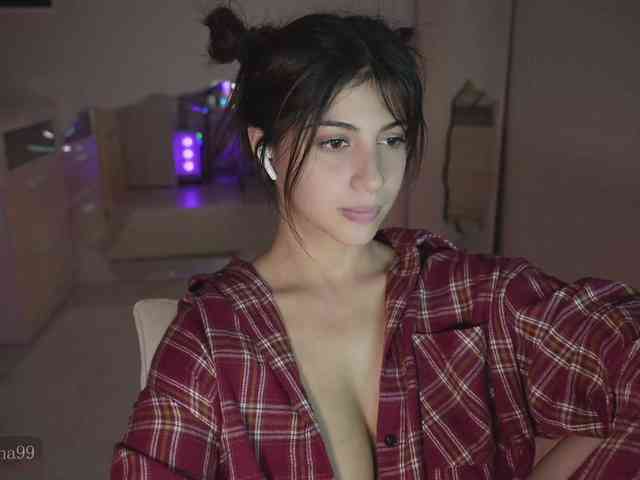 -Madi- webcam
