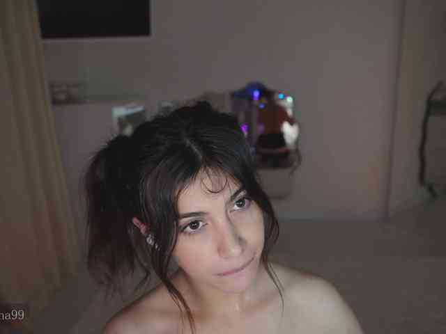 -Madi- webcam