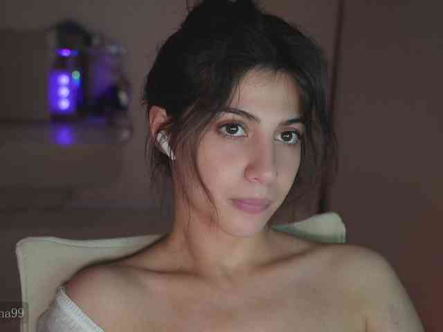 -Madi- webcam