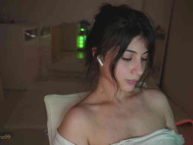 -Madi- webcam