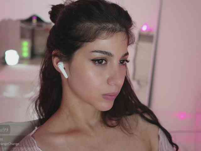 -Madi- webcam