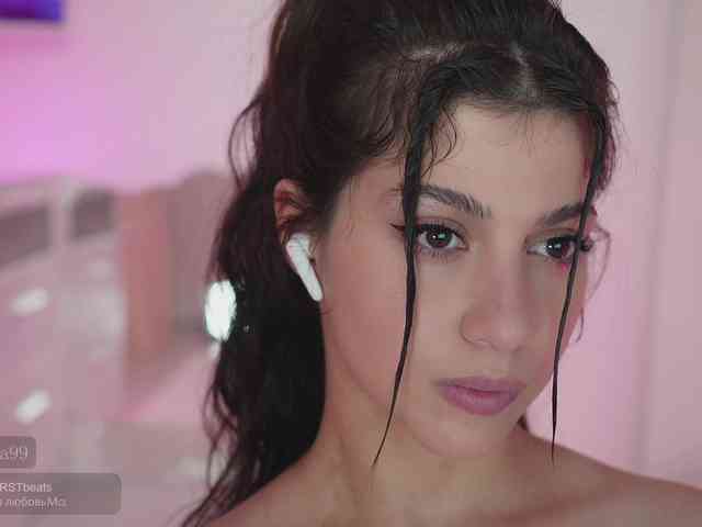 -Madi- webcam