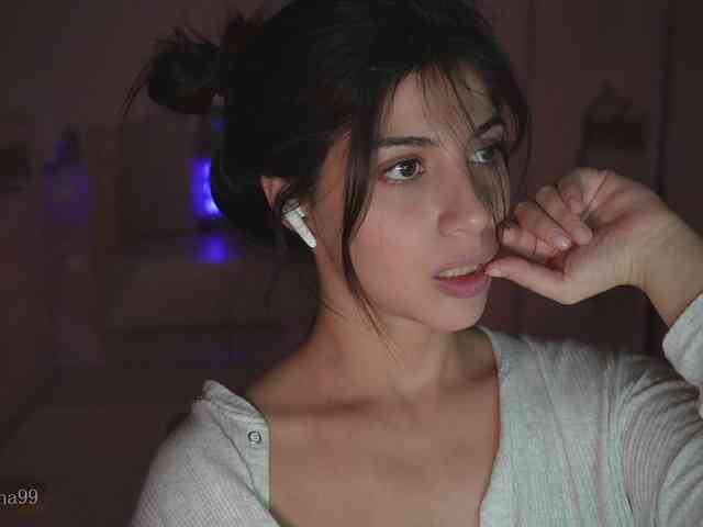 -Madi- webcam
