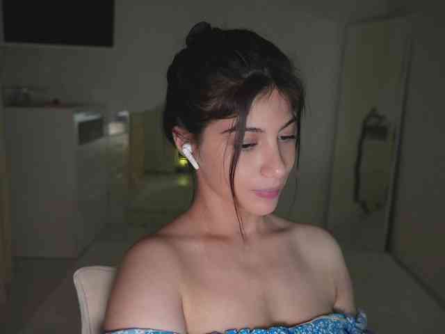 -catt- Live Webcam on {site_name}