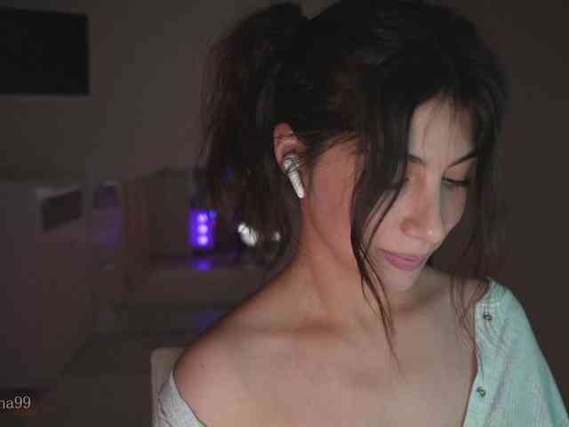 -Madi- webcam