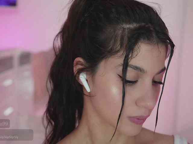 -Madi- webcam