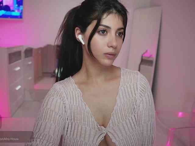 -Madi- webcam