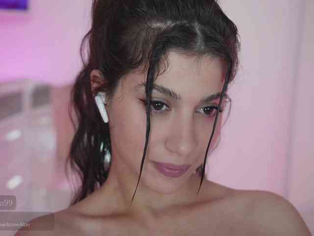 -Madi- webcam