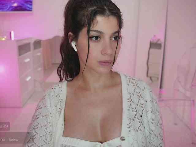 -Madi- webcam