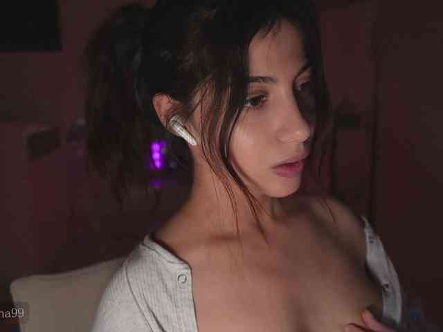 -Madi- webcam