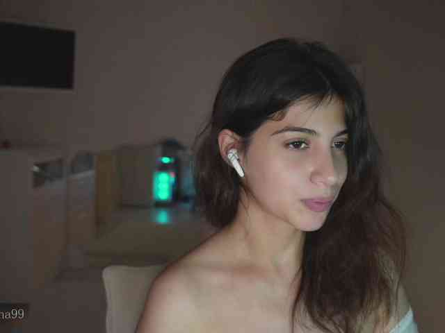 -Madi- webcam