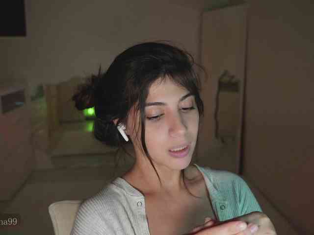 -Madi- webcam