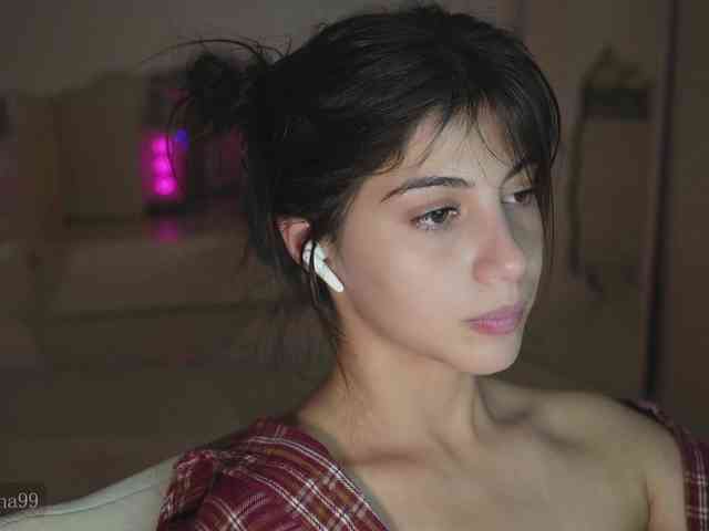 -Madi- webcam