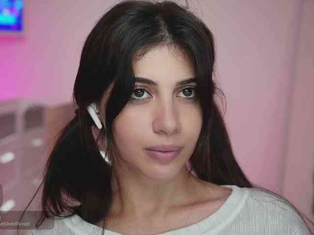 -Madi- webcam
