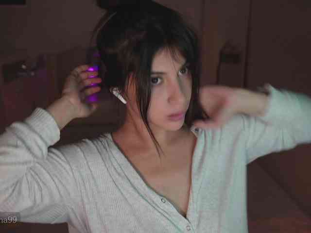 -Madi- webcam